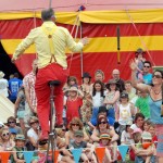 juggler on unicycle